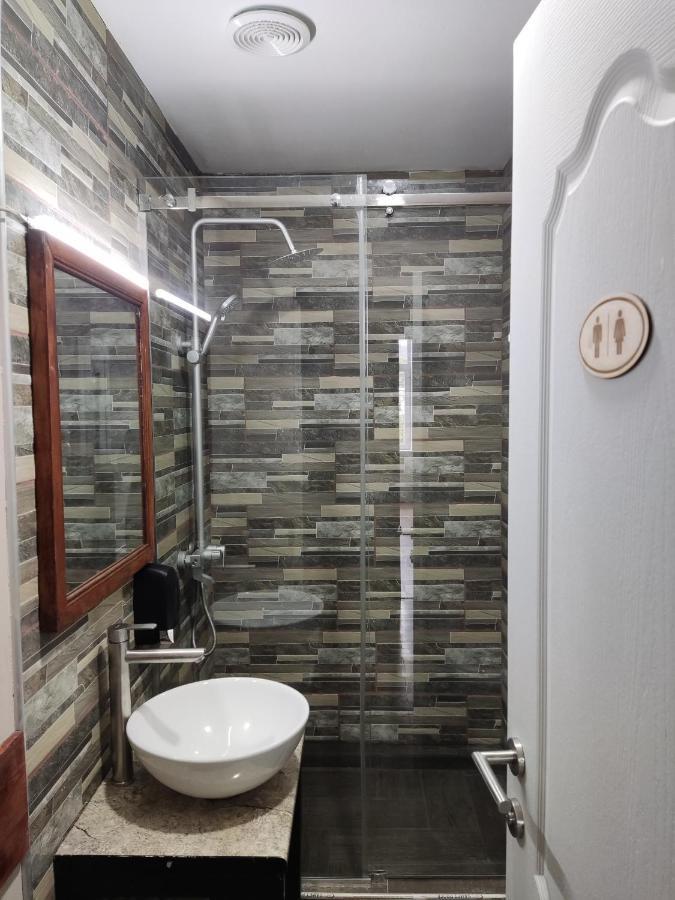 Ati Mta - Eco Hostel Bordžomi Exteriér fotografie